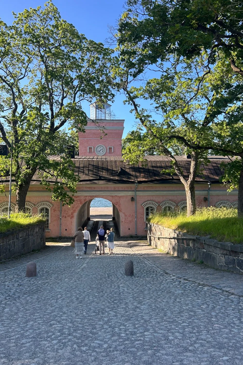 the arched entrance to Suomenlinna Island, Helsinki